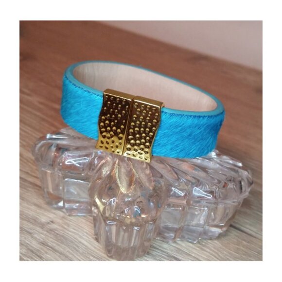 Rustic Cuff Leather Calf Hair Blue Magnet Bracelet Statement - Picture 2 of 3